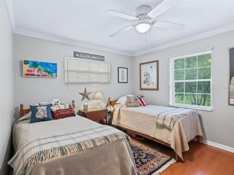 Tiny photo for 9856 Fairway Circle, Leesburg, FL 34788 (MLS # G5103603)