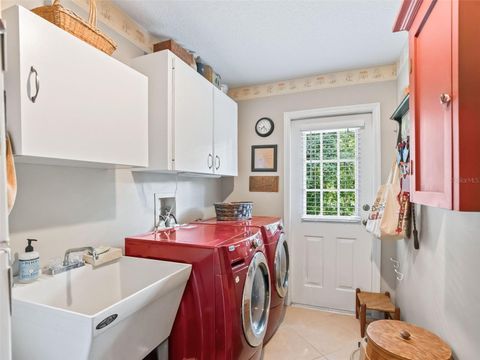 Tiny photo for 9856 Fairway Circle, Leesburg, FL 34788 (MLS # G5103603)