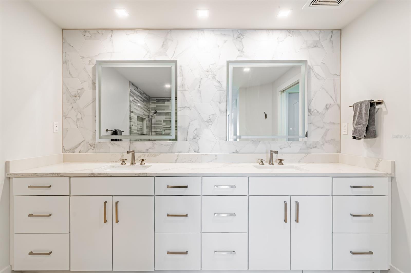 Dunes At Minorca Ph 01 - Residential