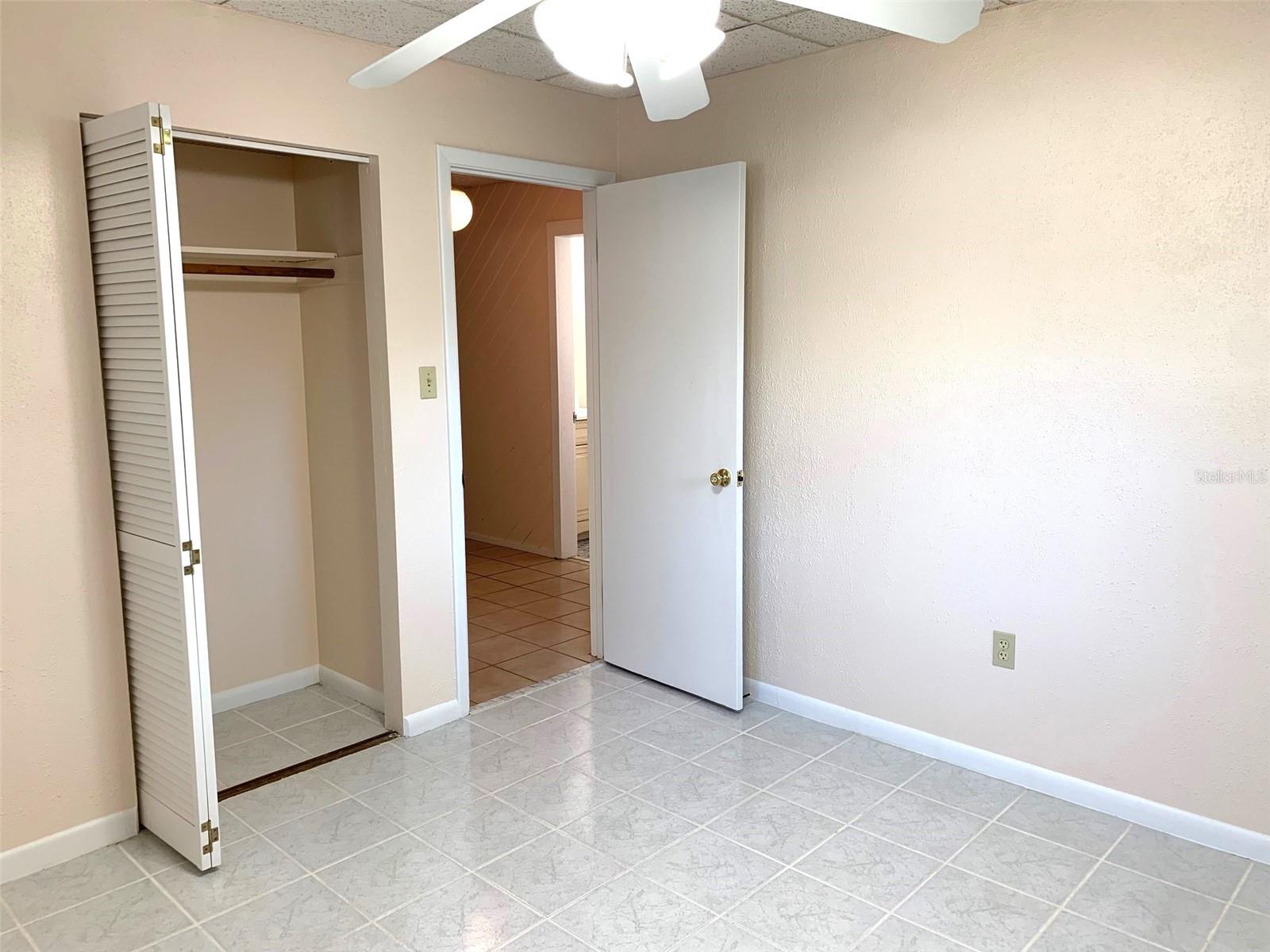 MICHAELSONS L J RE-SUBDIVISIO - Residential Lease