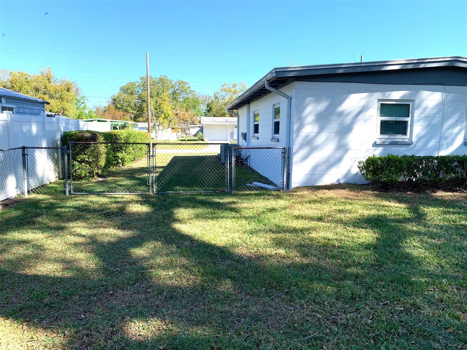 MICHAELSONS L J RE-SUBDIVISIO - Residential Lease