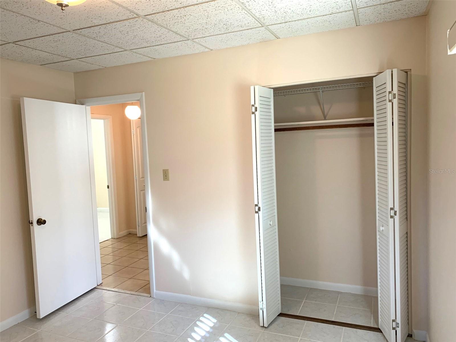 MICHAELSONS L J RE-SUBDIVISIO - Residential Lease