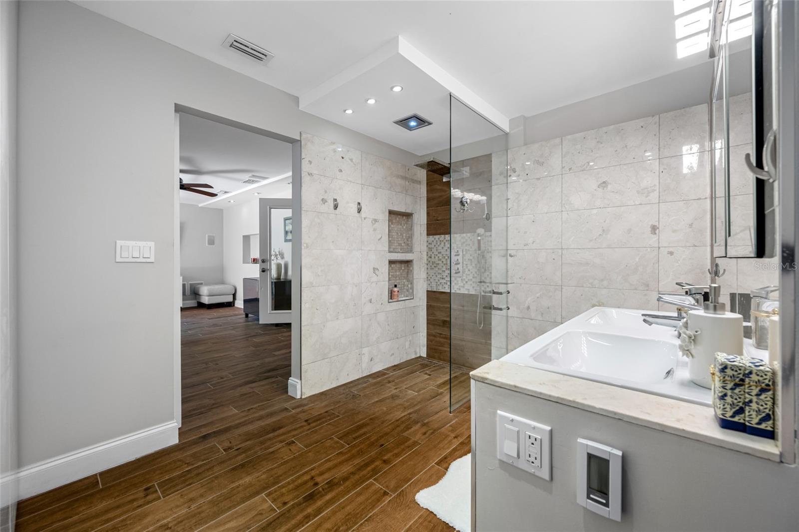 PALMETTO TERRACE - Residential