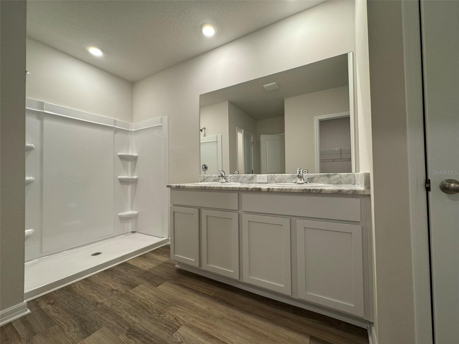 RYE CROSSING - Residential Lease