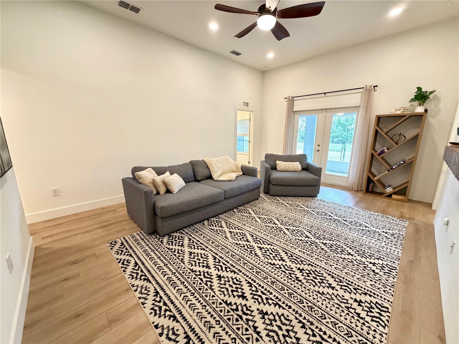 LAKE DEER PH 2 - Residential