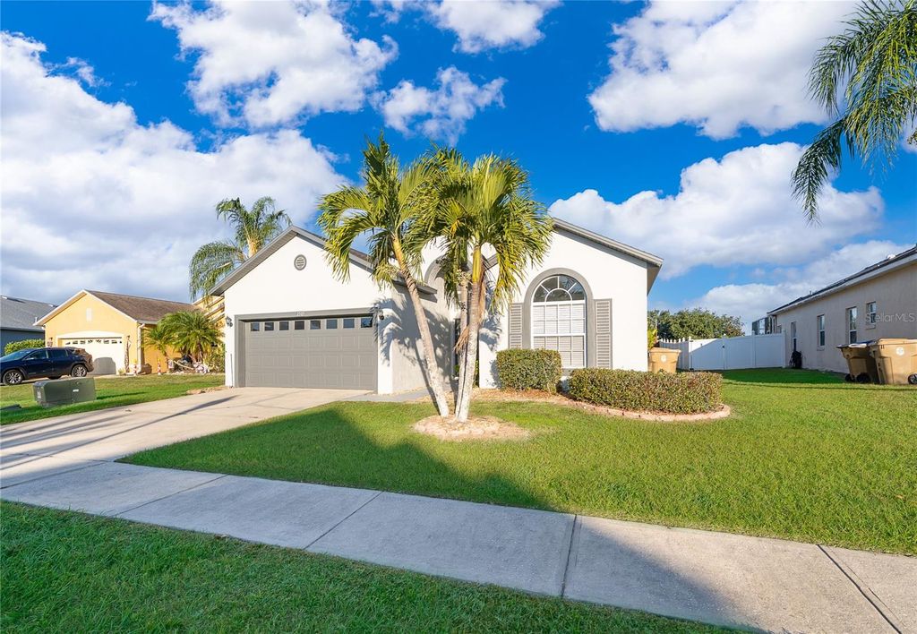 Photo of 2505 Aster Cove Lane, Kissimmee, FL 34758 (MLS # S5141604)