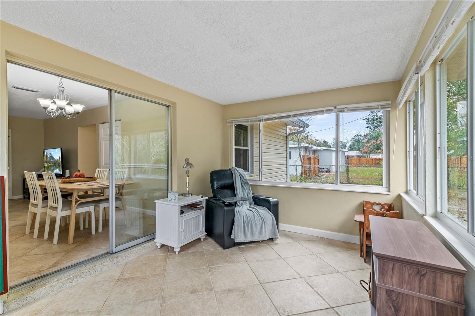 DELTONA LAKES UNIT 25 - Residential