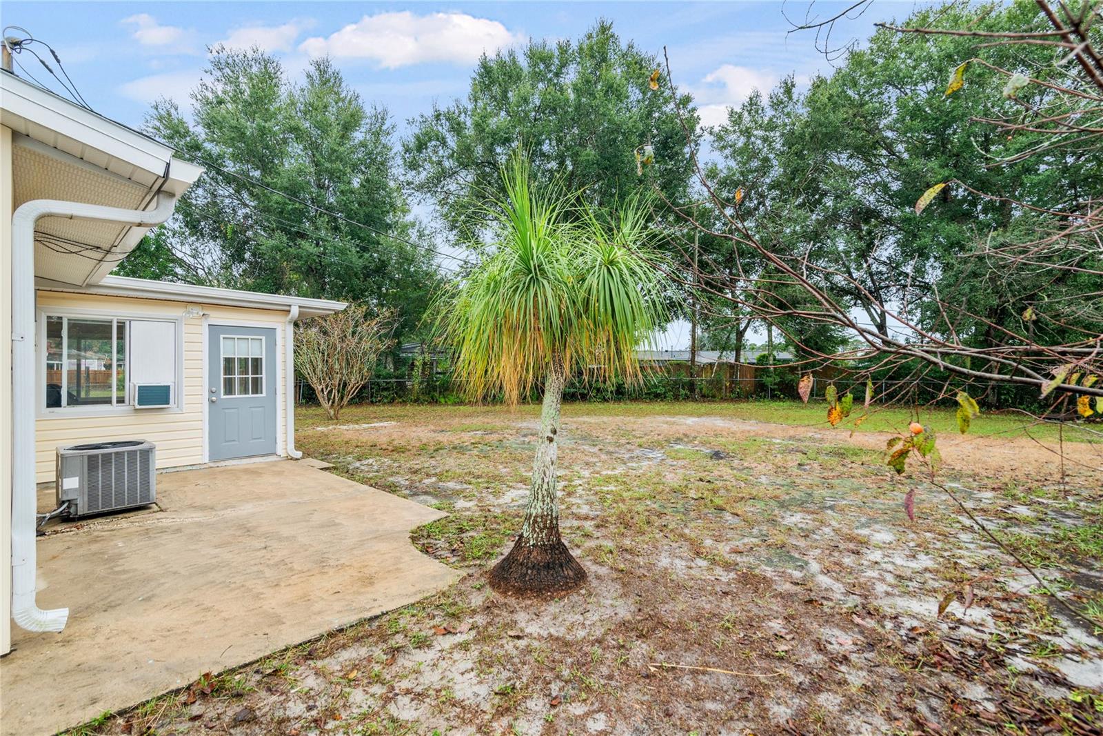 DELTONA LAKES UNIT 25 - Residential