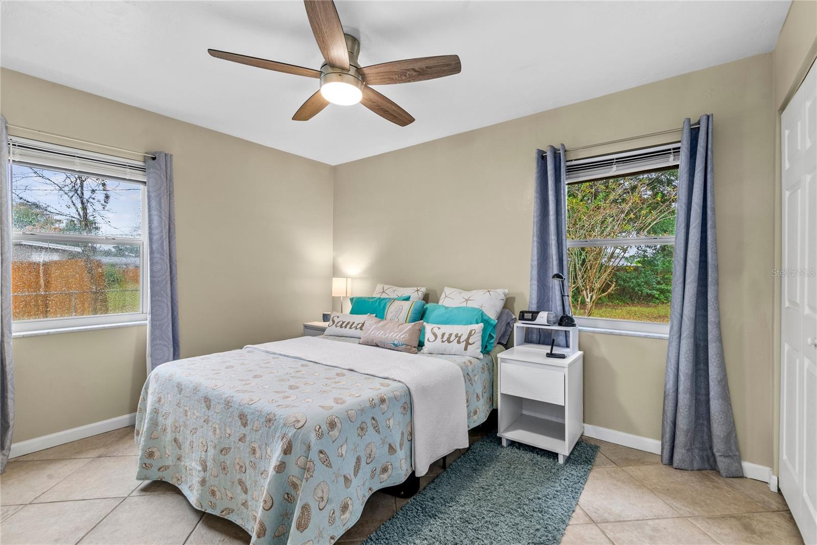 DELTONA LAKES UNIT 25 - Residential