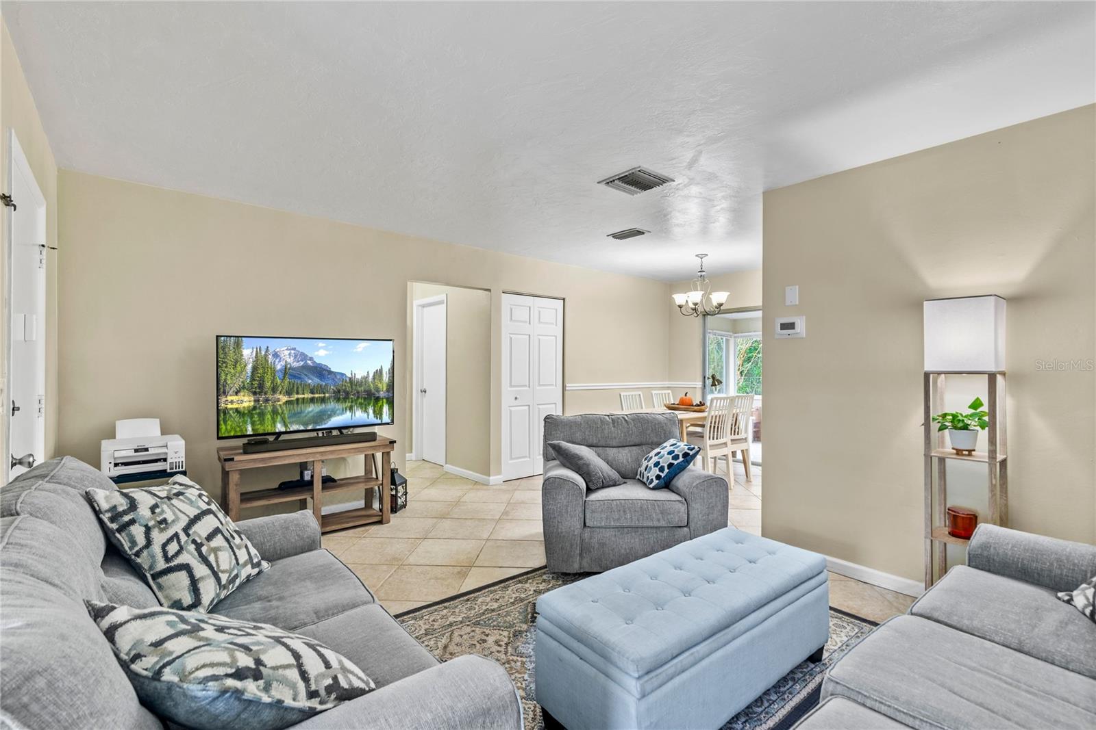 DELTONA LAKES UNIT 25 - Residential