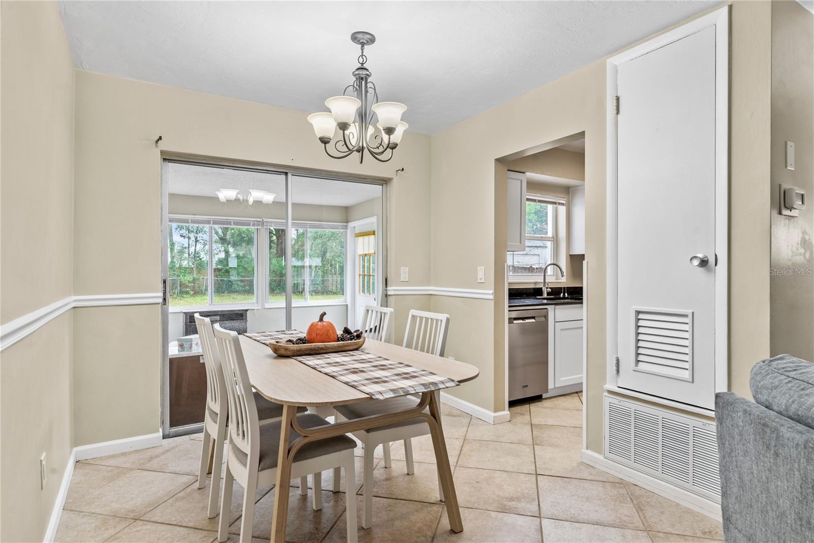 DELTONA LAKES UNIT 25 - Residential