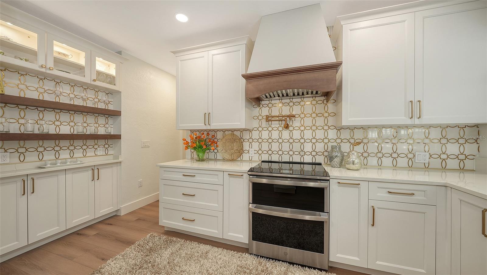 SAINT ARMANDS DIV JOHN RI - Residential