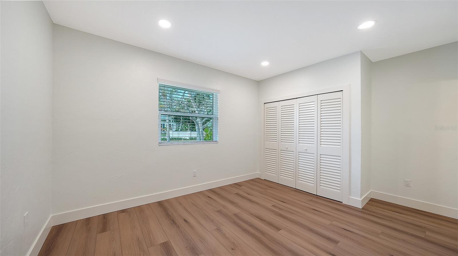 SAINT ARMANDS DIV JOHN RI - Residential