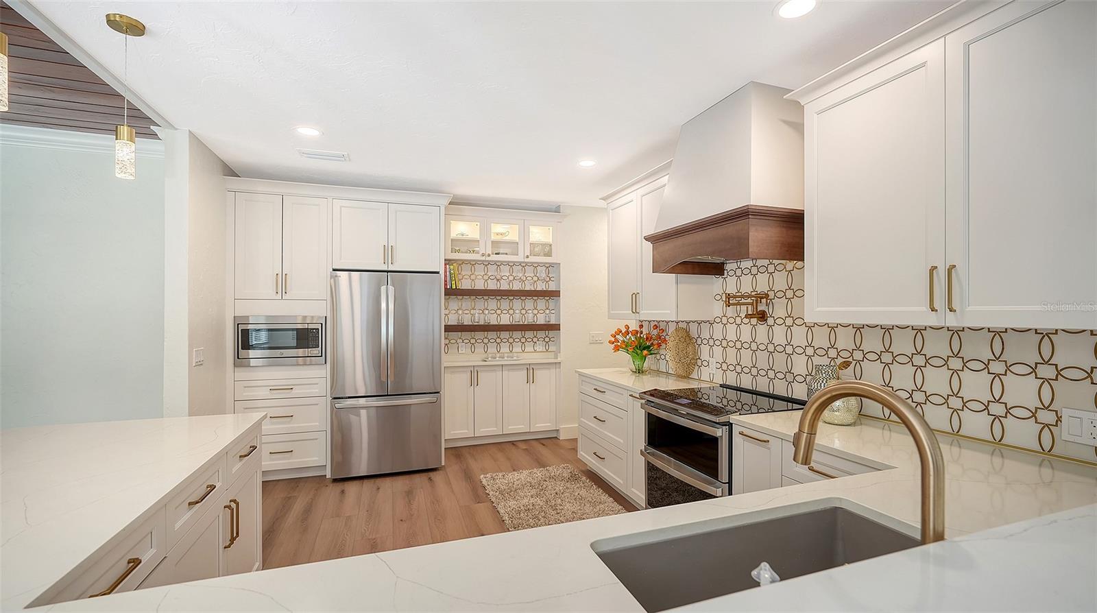 SAINT ARMANDS DIV JOHN RI - Residential