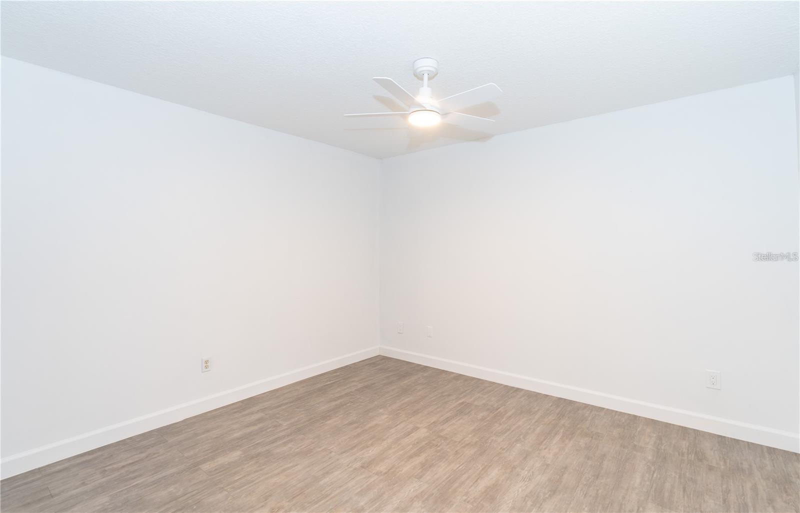 ORLANDO ACRES 1ST ADD - Residential Lease