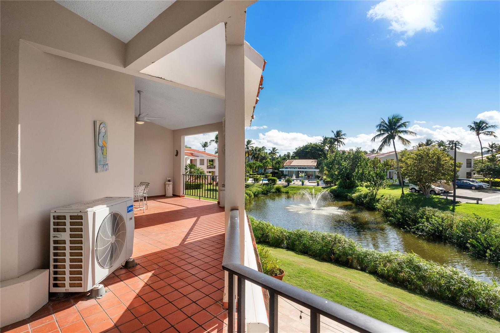 FAIRLAKES VILLAGE - Residential