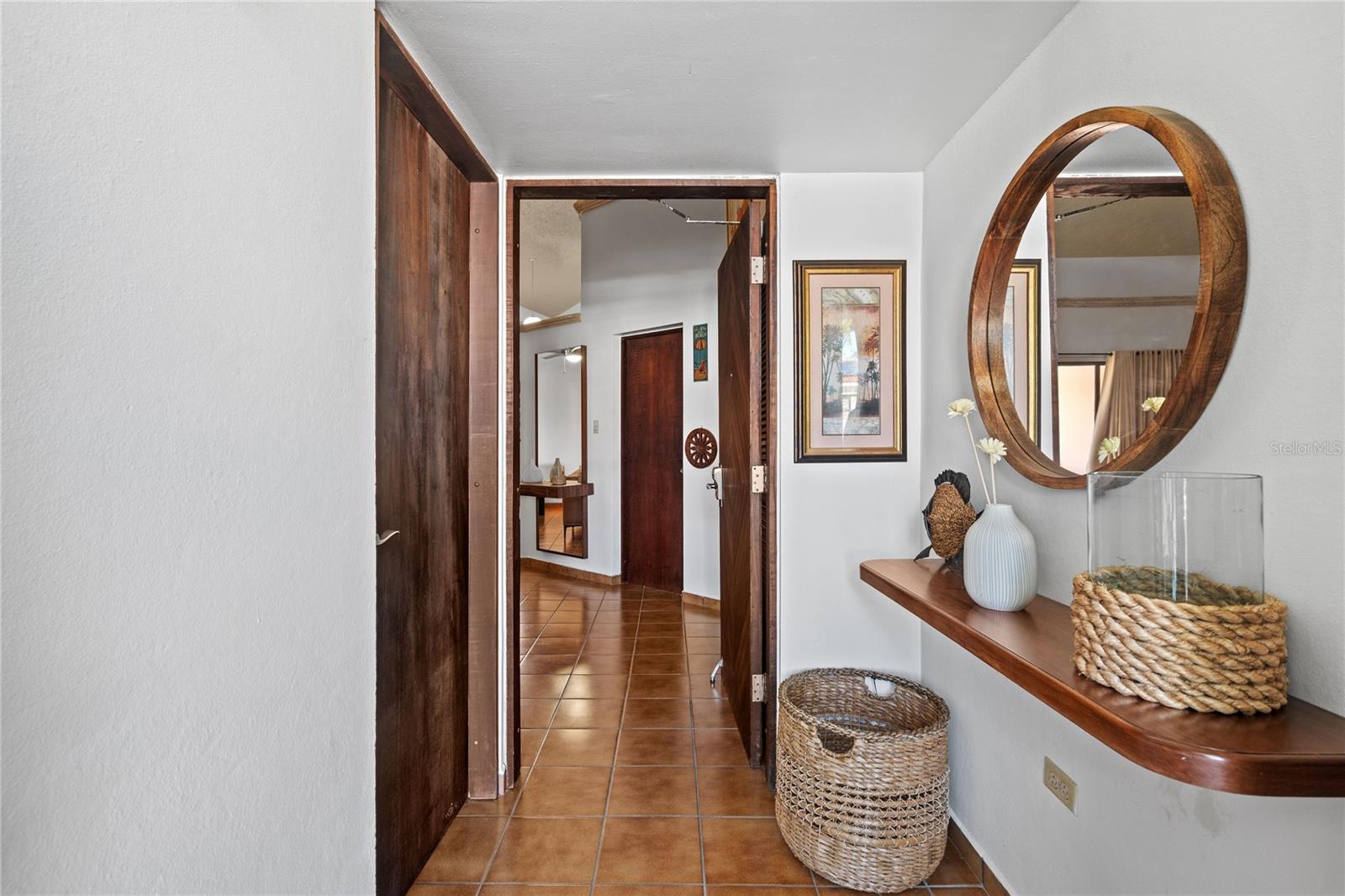 FAIRLAKES VILLAGE - Residential