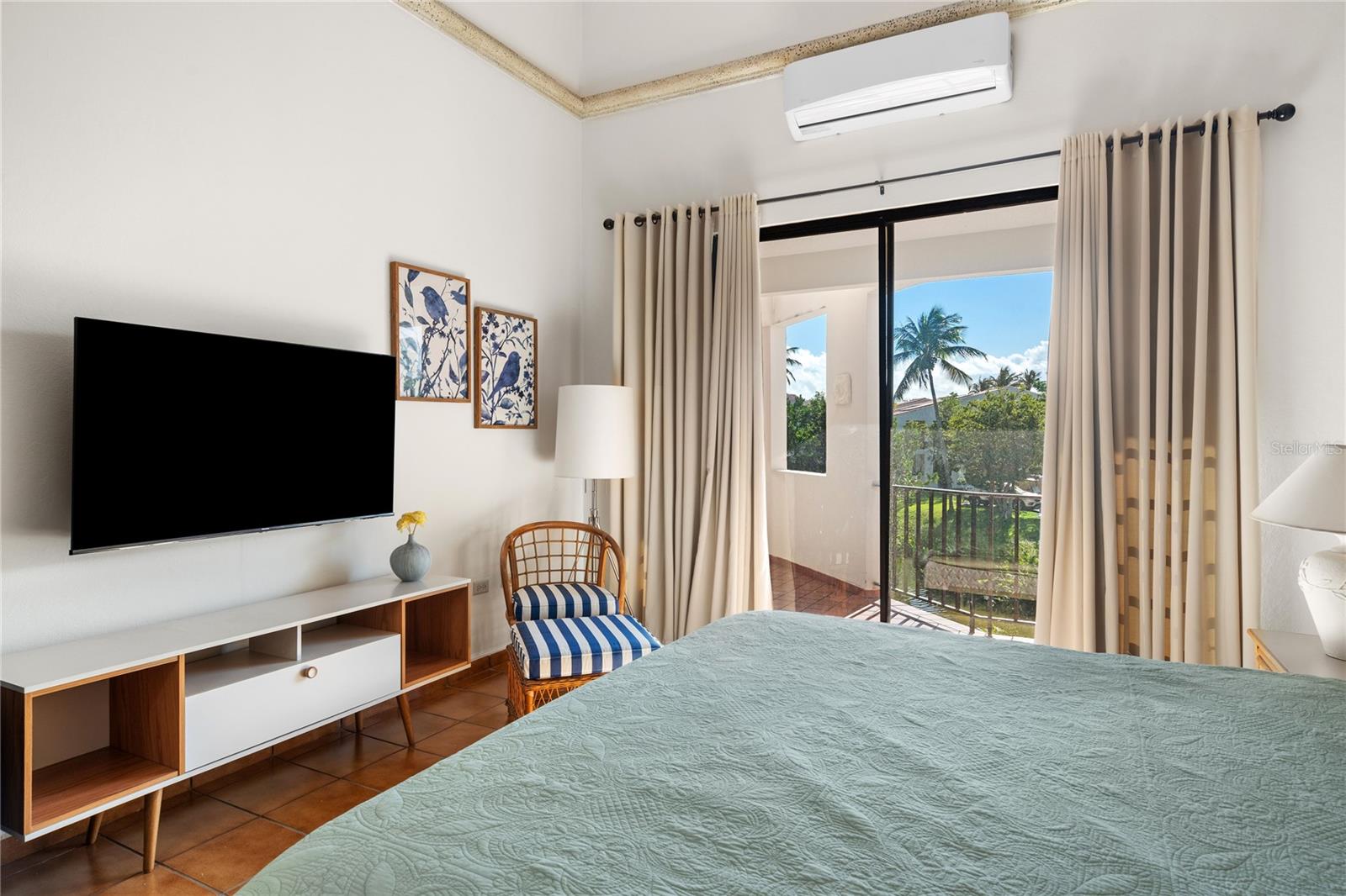 FAIRLAKES VILLAGE - Residential