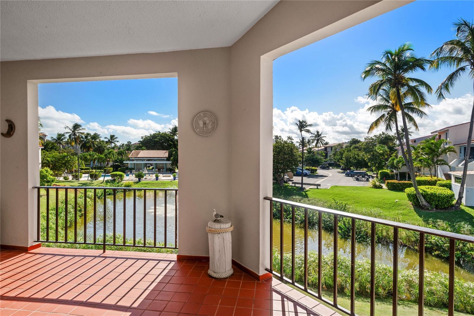 FAIRLAKES VILLAGE - Residential