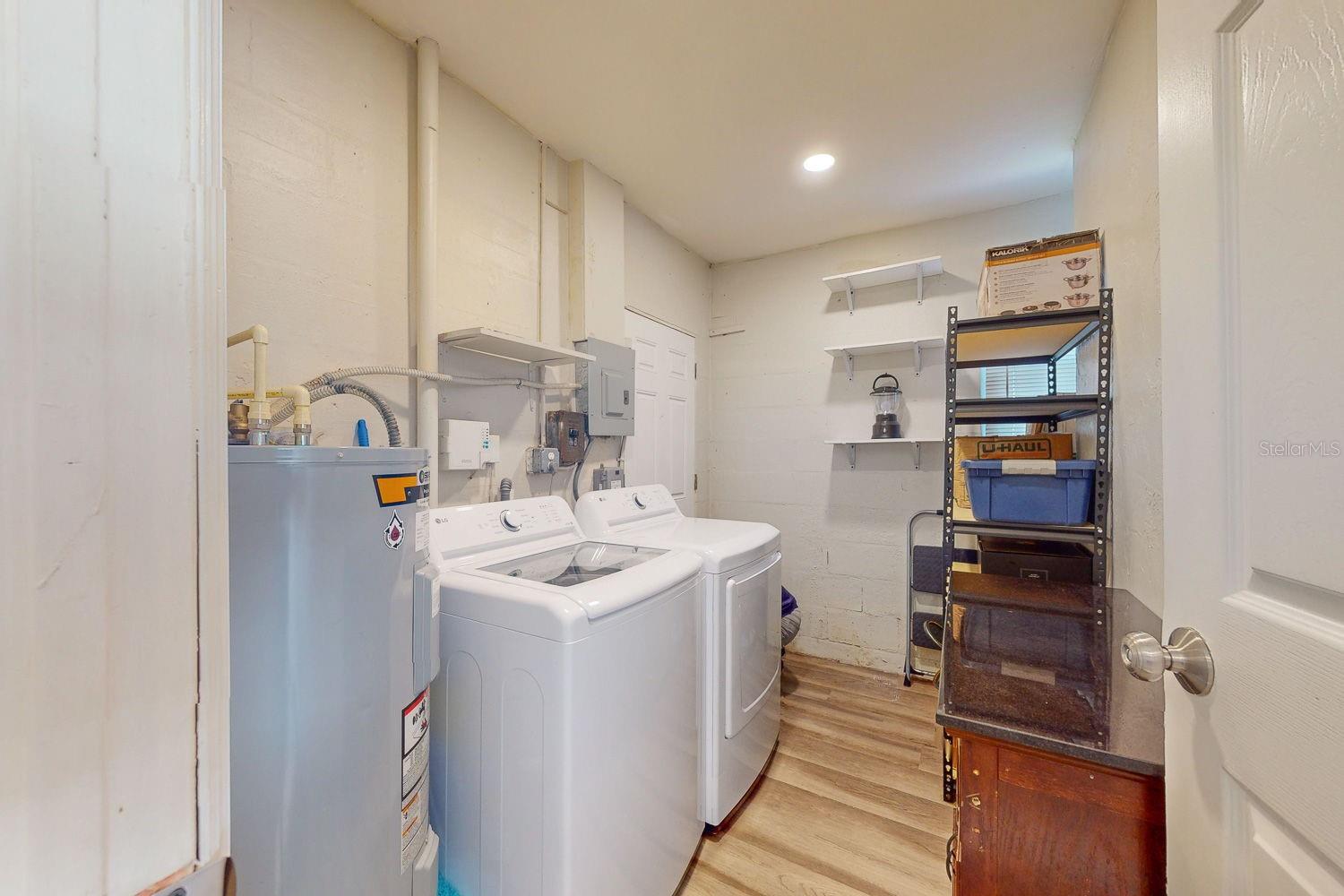 WELSHS LAKEVIEW - Residential