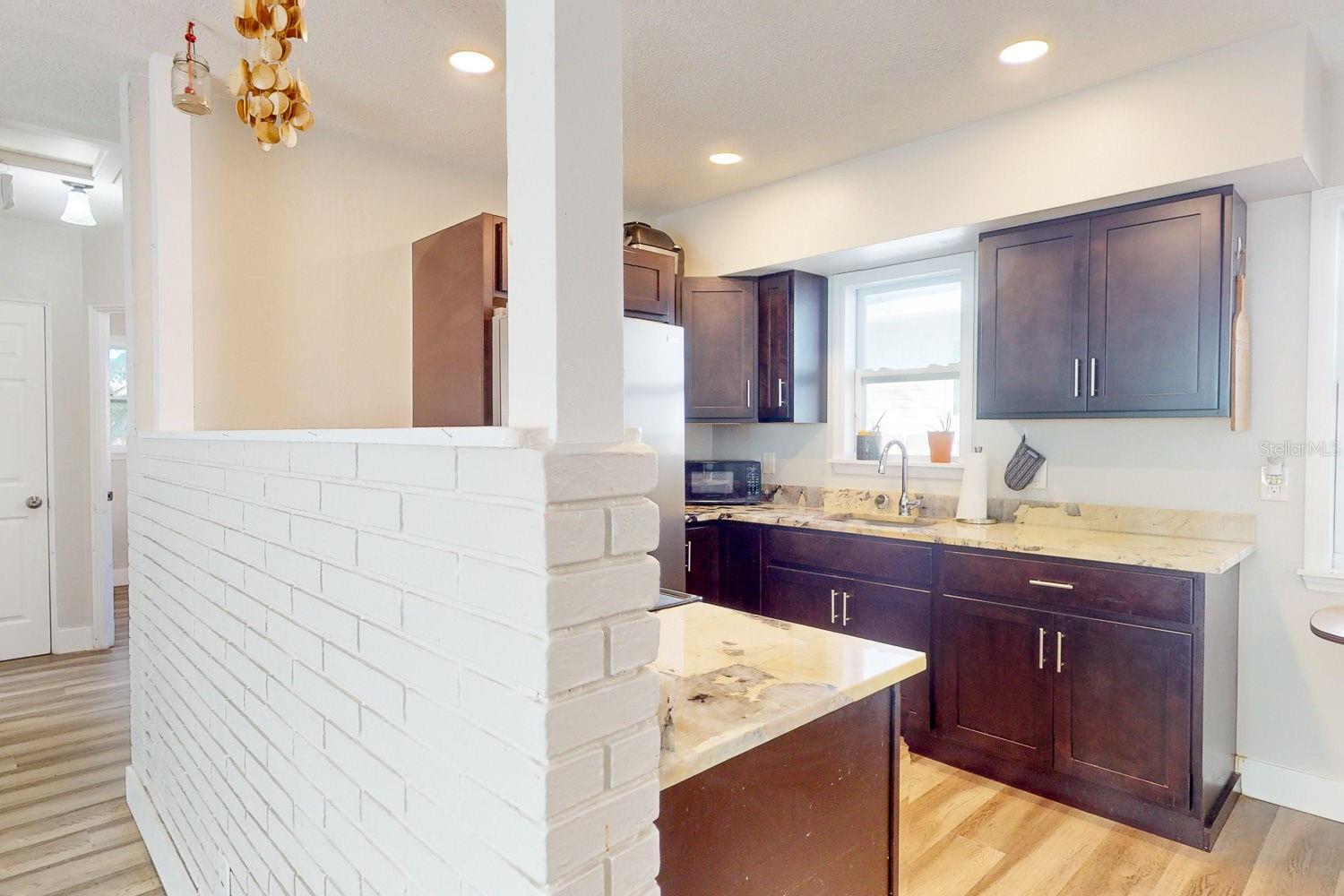WELSHS LAKEVIEW - Residential