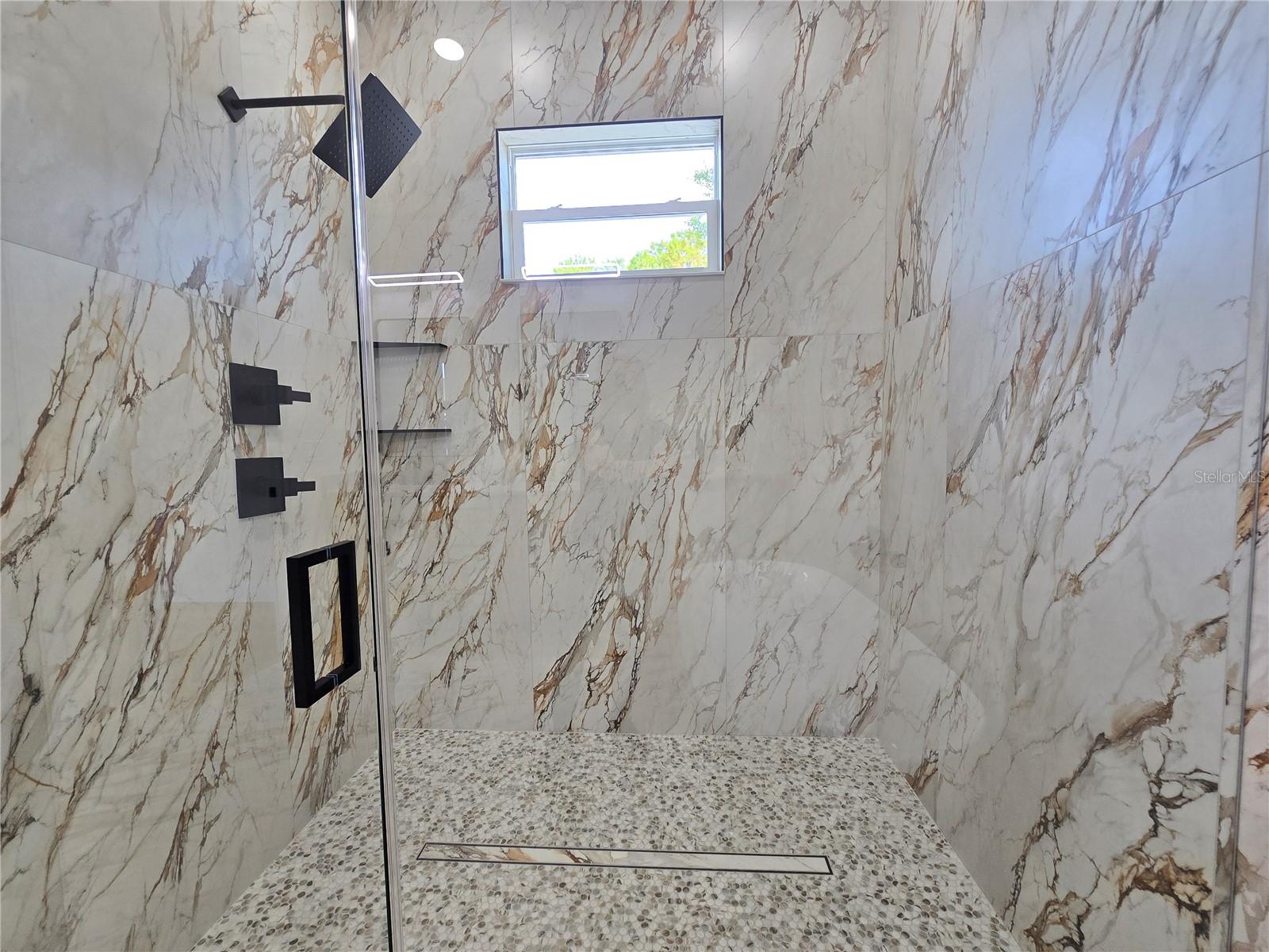 BAYAMO - Residential