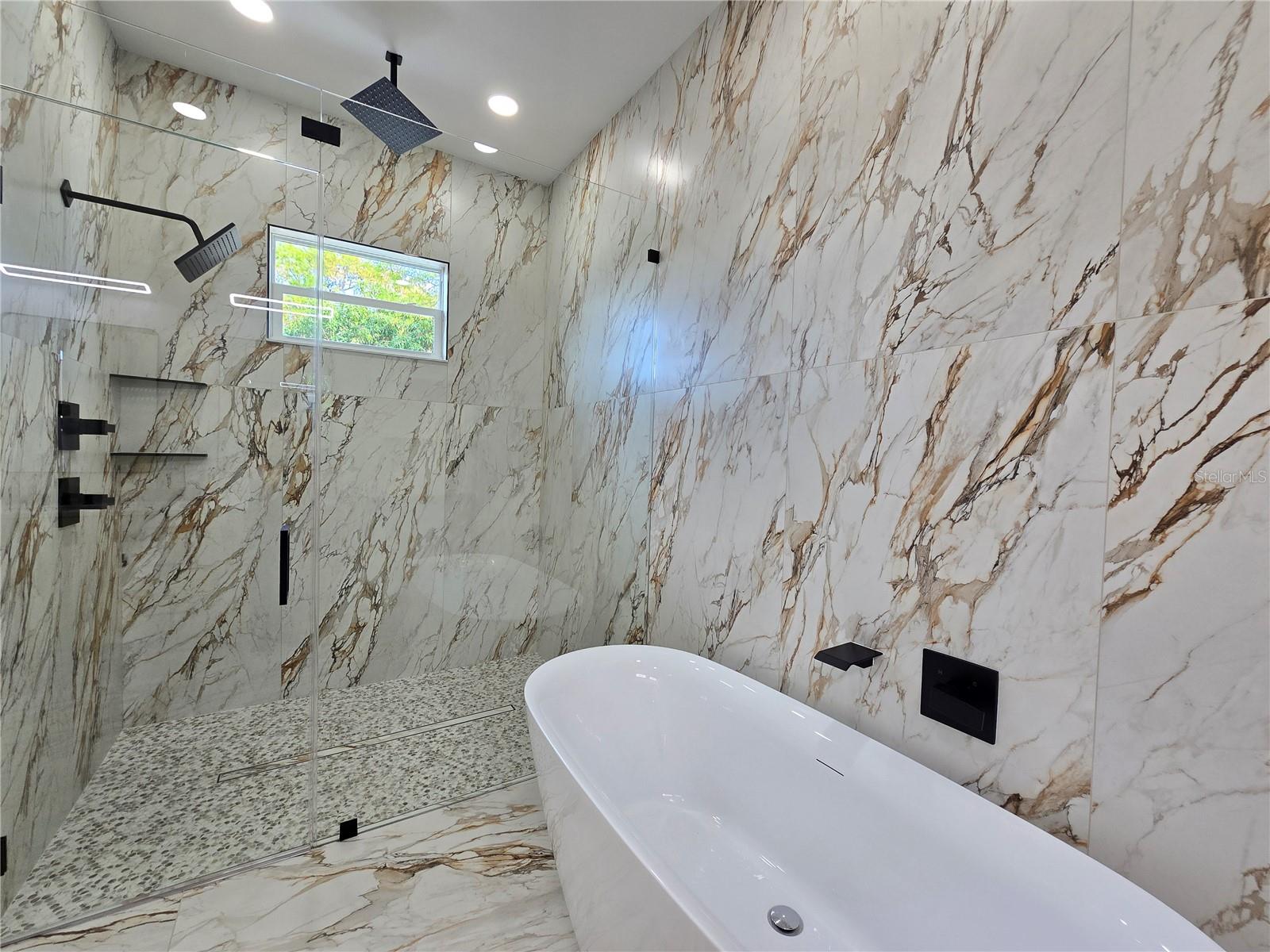 BAYAMO - Residential