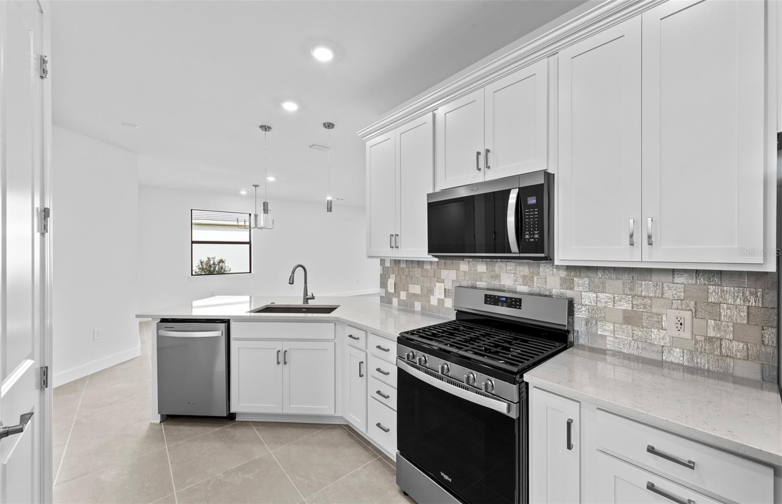 4632; DEL WEBB CATALINA AT LAKEWOOD RANCH - Residential