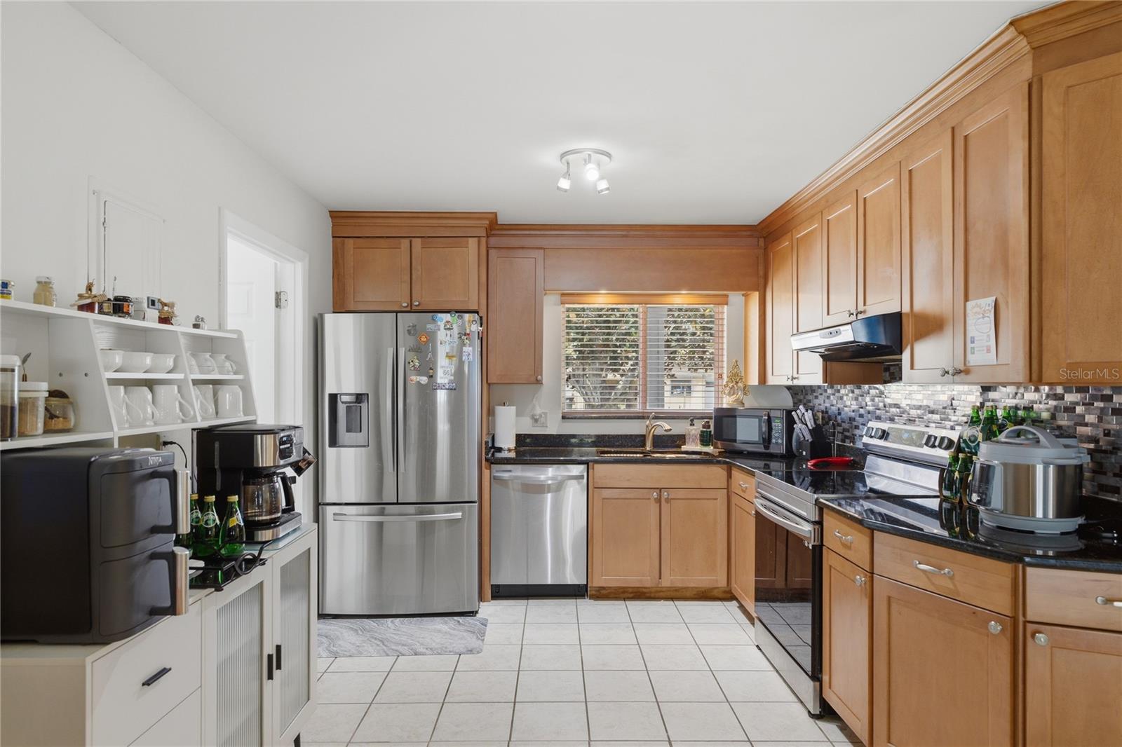 WINDMILL POINTE - Residential