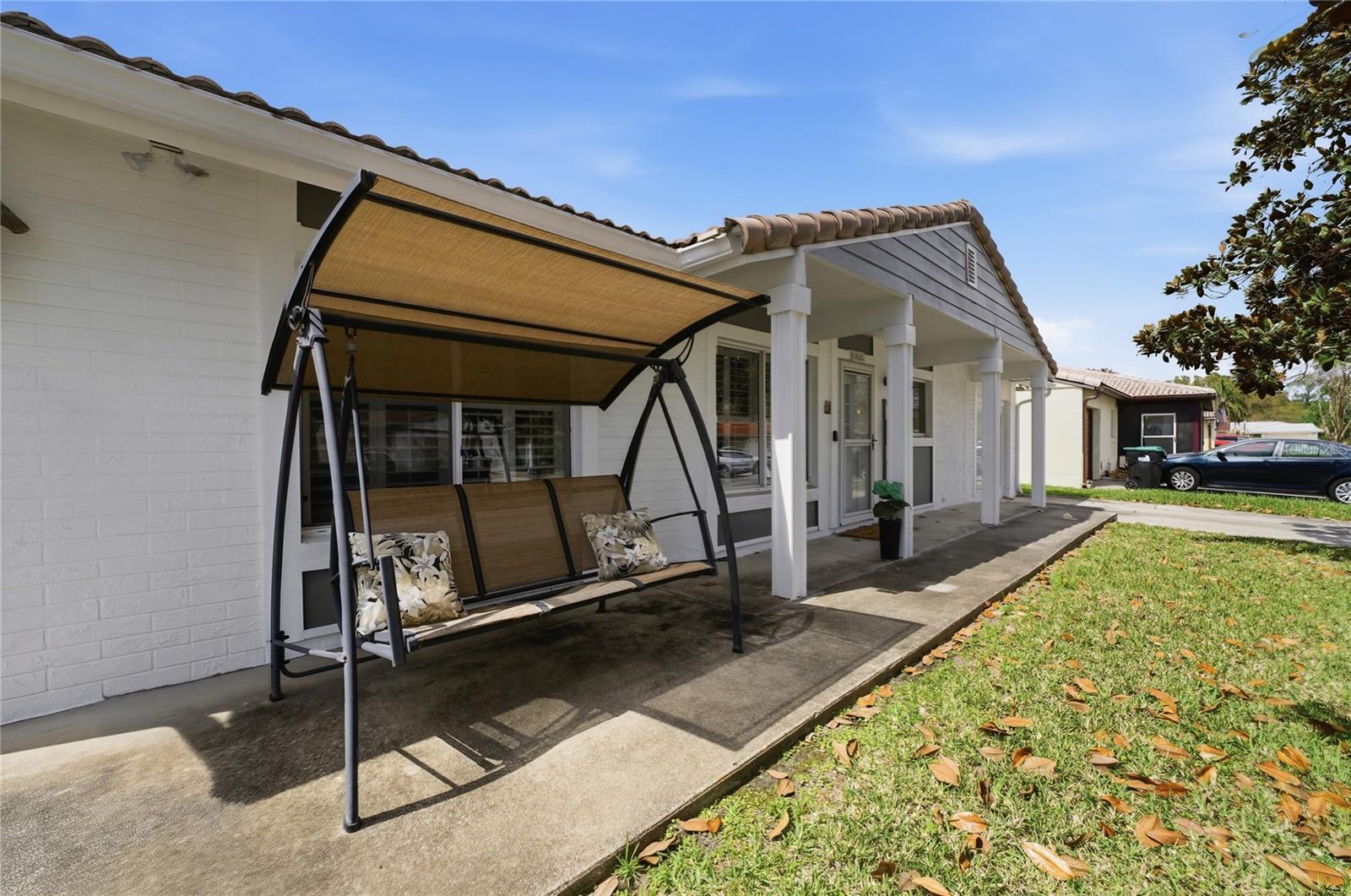 WINDMILL POINTE - Residential