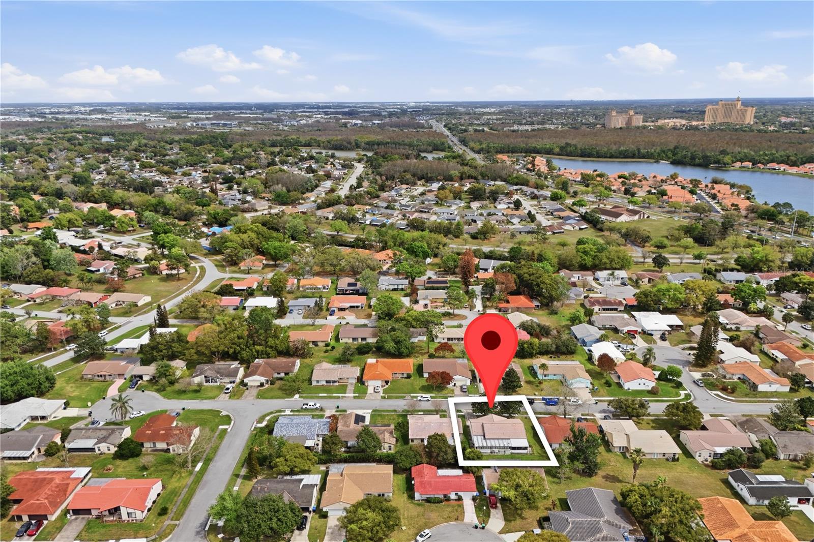 WINDMILL POINTE - Residential