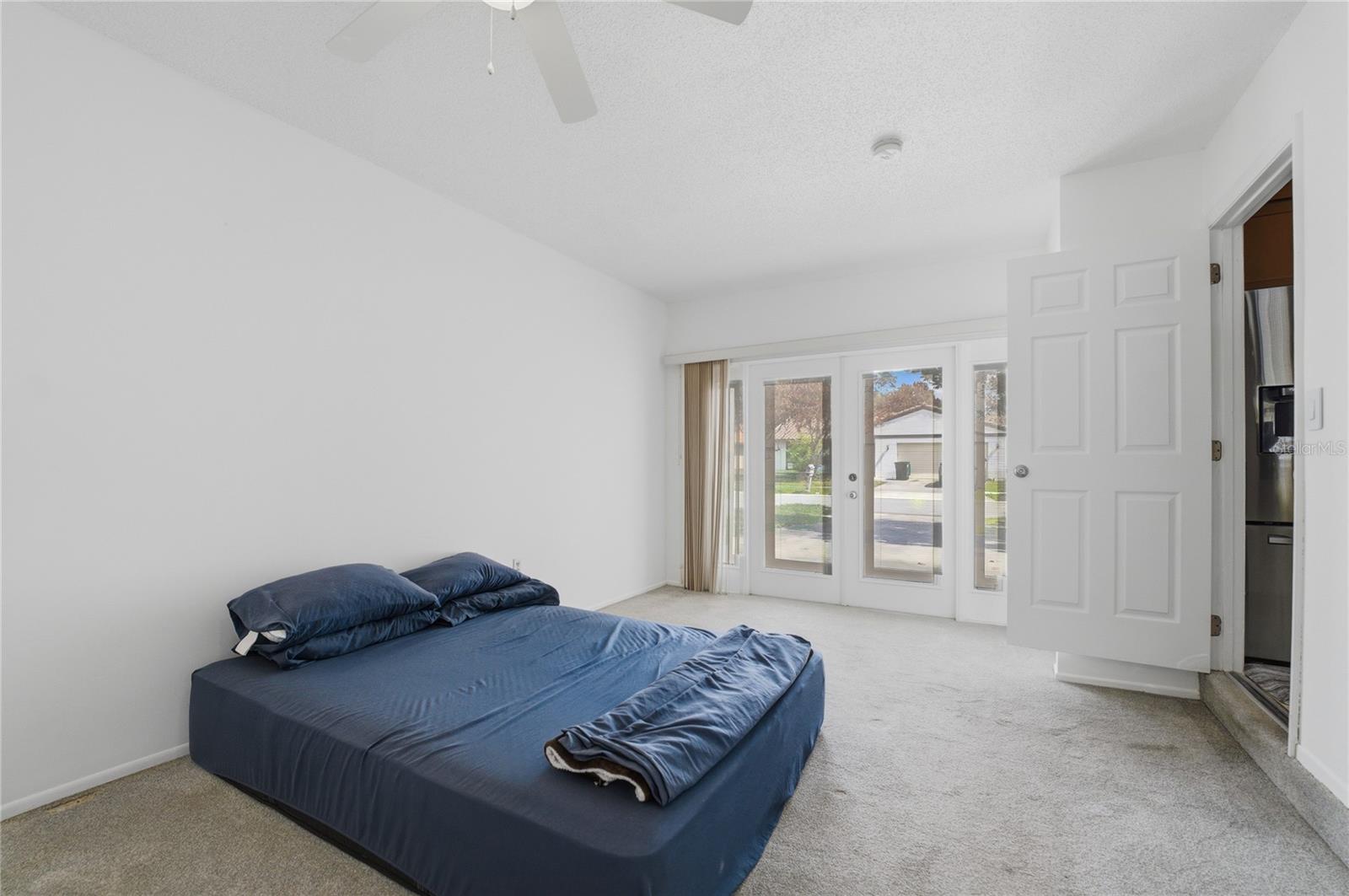 WINDMILL POINTE - Residential