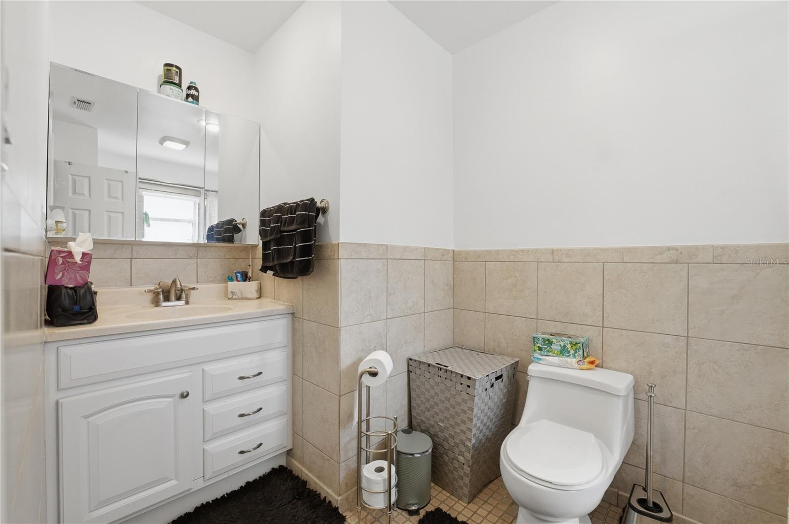 WINDMILL POINTE - Residential