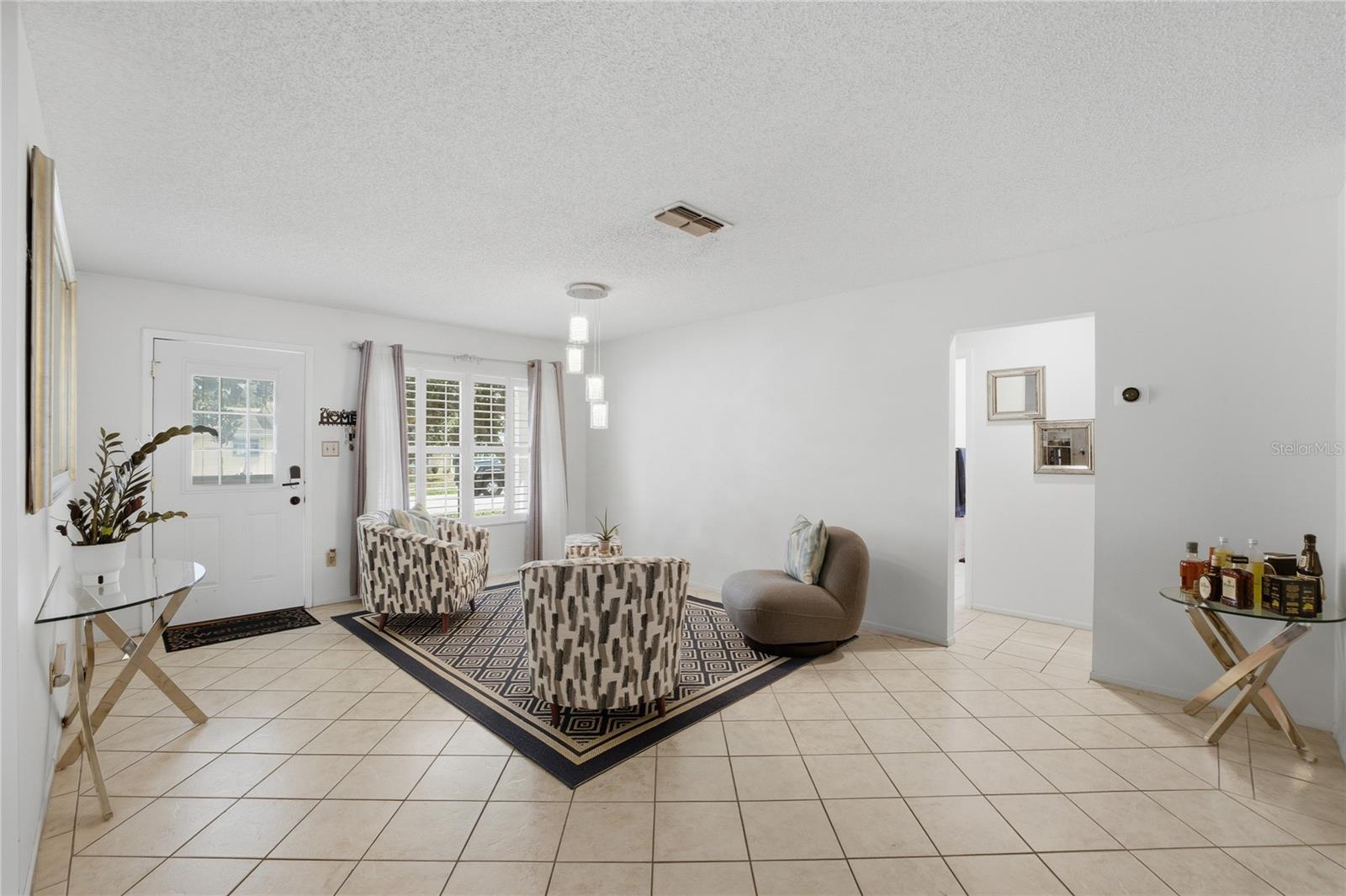 WINDMILL POINTE - Residential