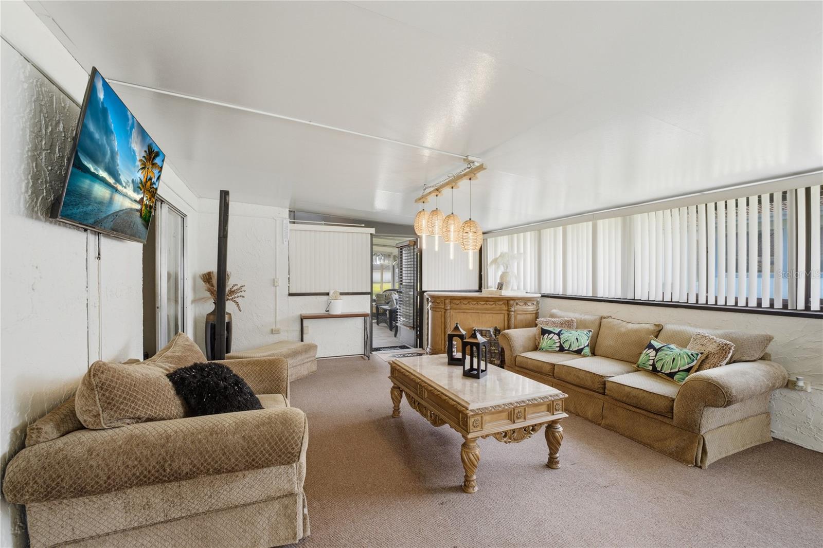 WINDMILL POINTE - Residential