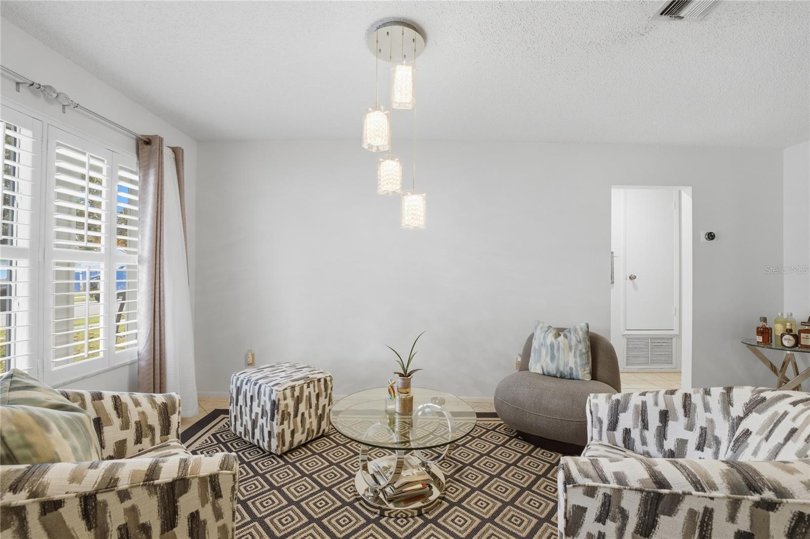 WINDMILL POINTE - Residential