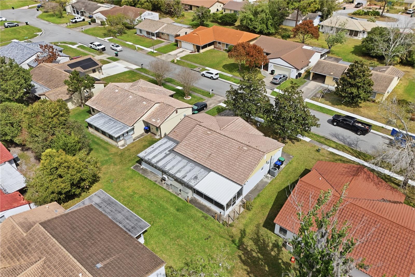 WINDMILL POINTE - Residential