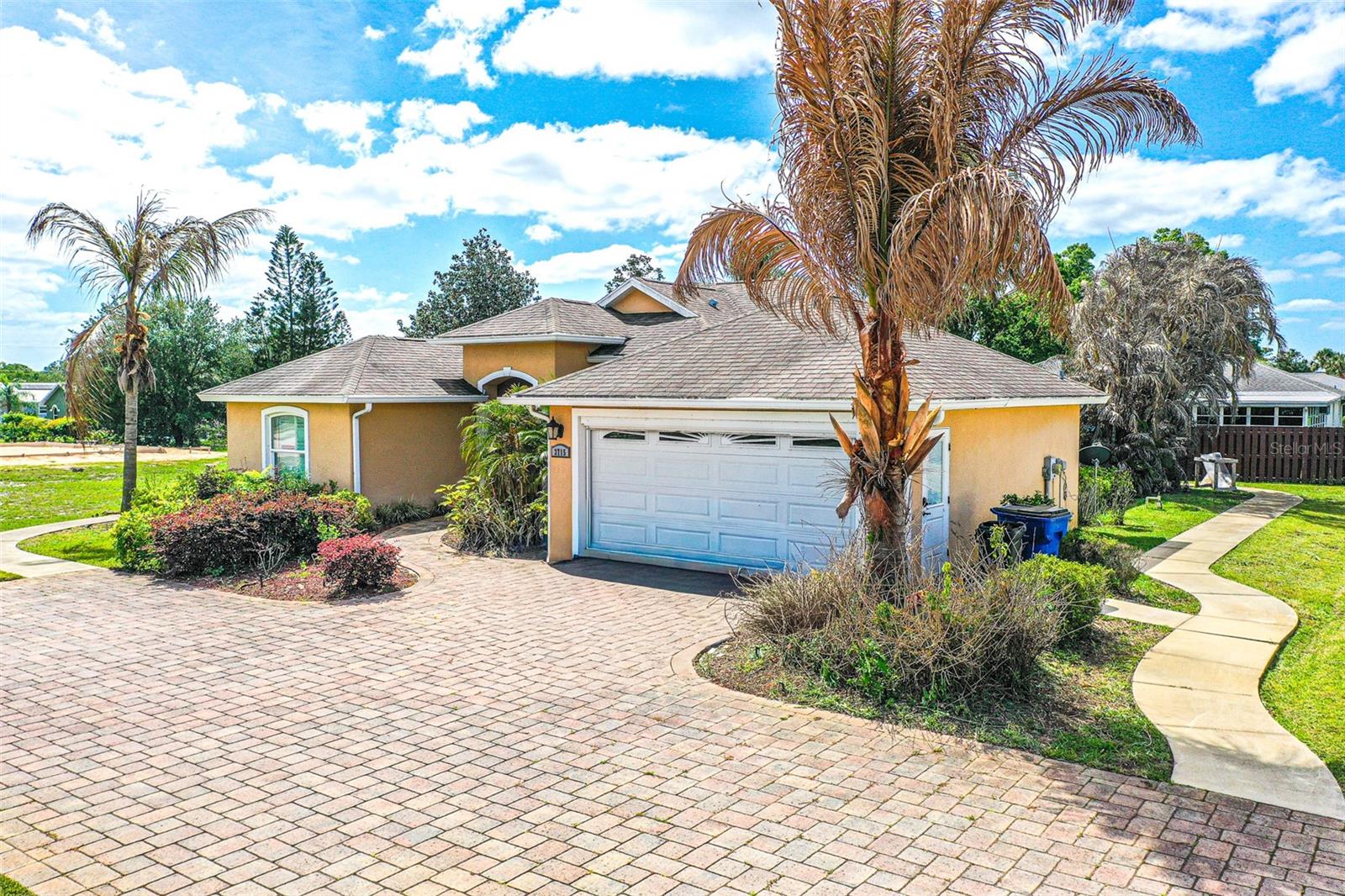 LAKE JACKSON HEIGHTS - Residential