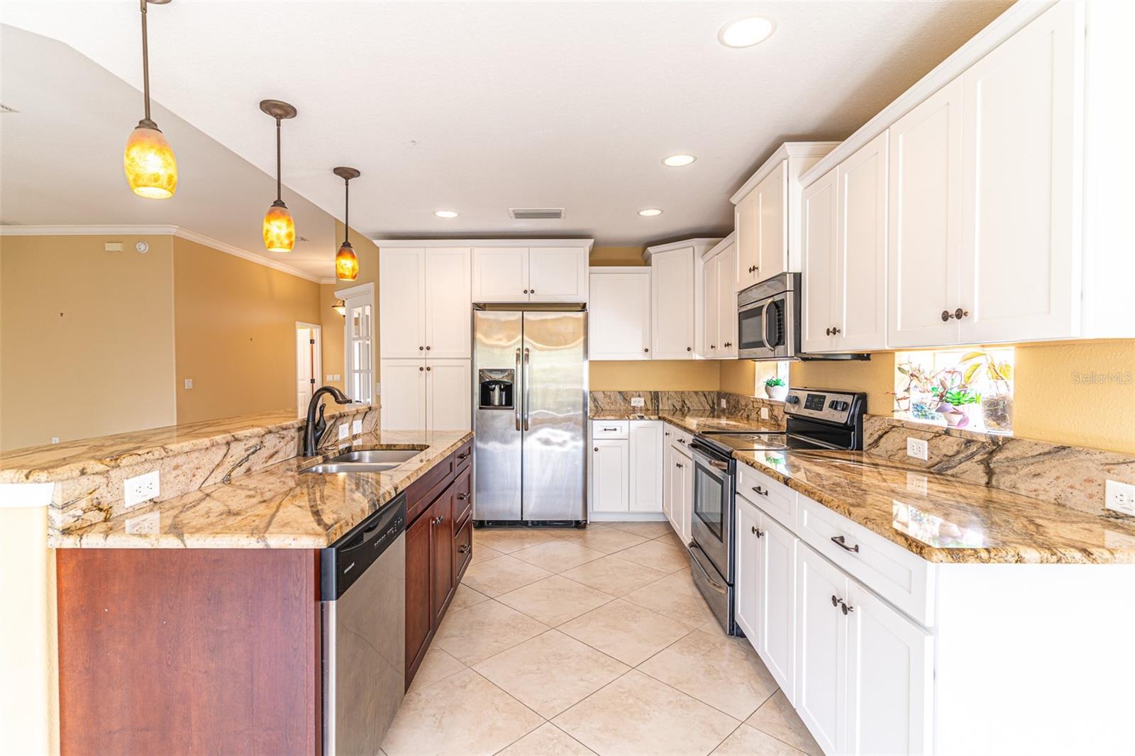 LAKE JACKSON HEIGHTS - Residential