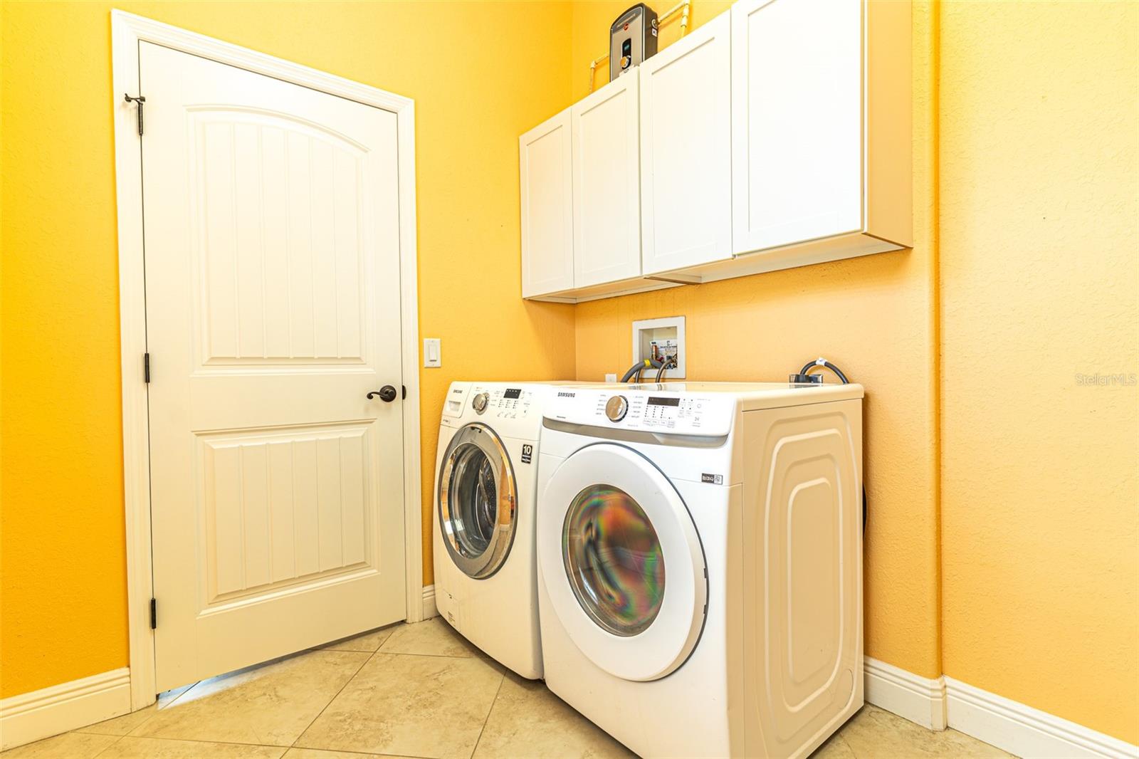 LAKE JACKSON HEIGHTS - Residential