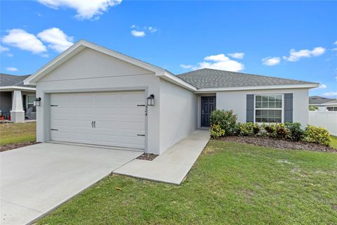 A home in LAKE WALES