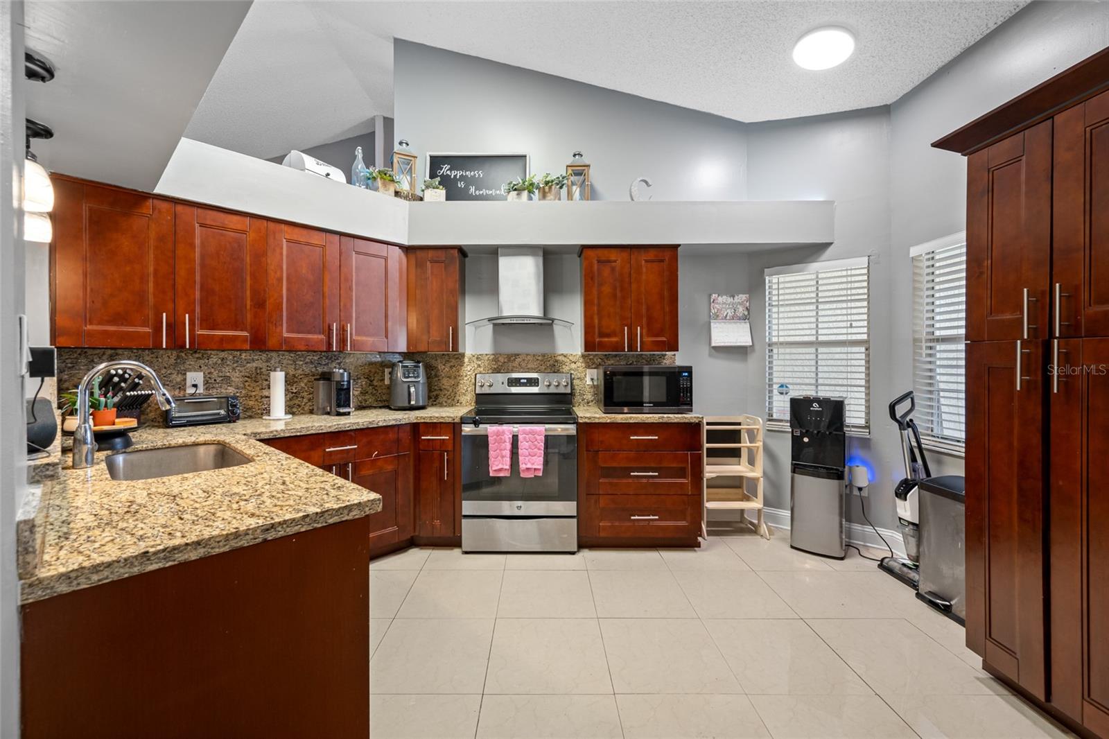 COUNTRYWAY PRCL B TR 16 - Residential