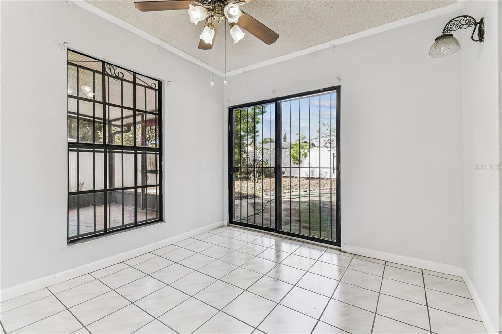 GROVEWOOD COURT - Residential