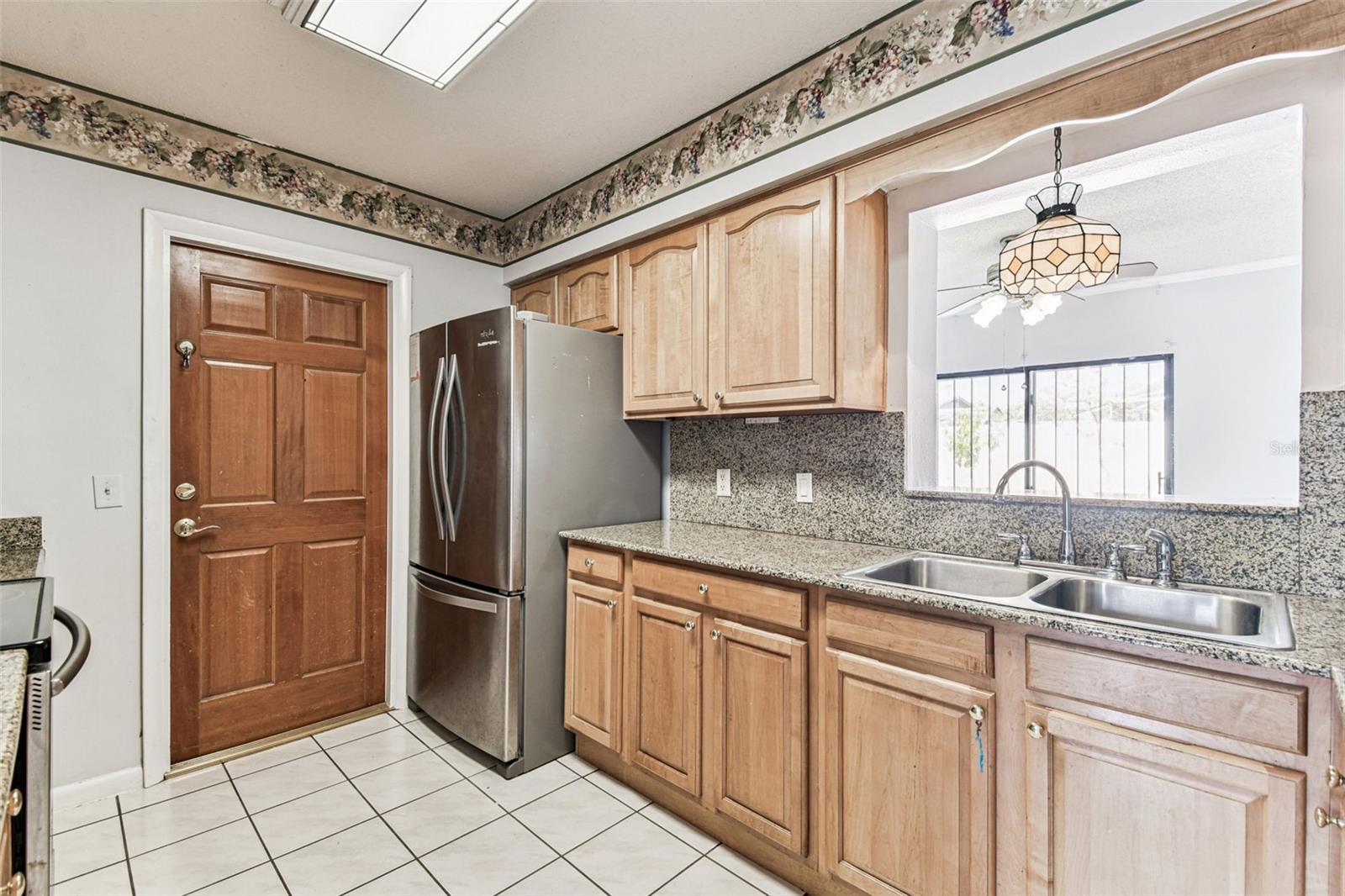 GROVEWOOD COURT - Residential