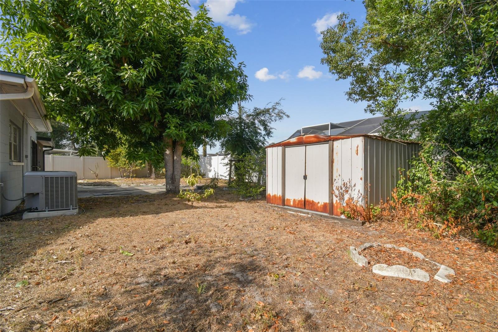 GROVEWOOD COURT - Residential