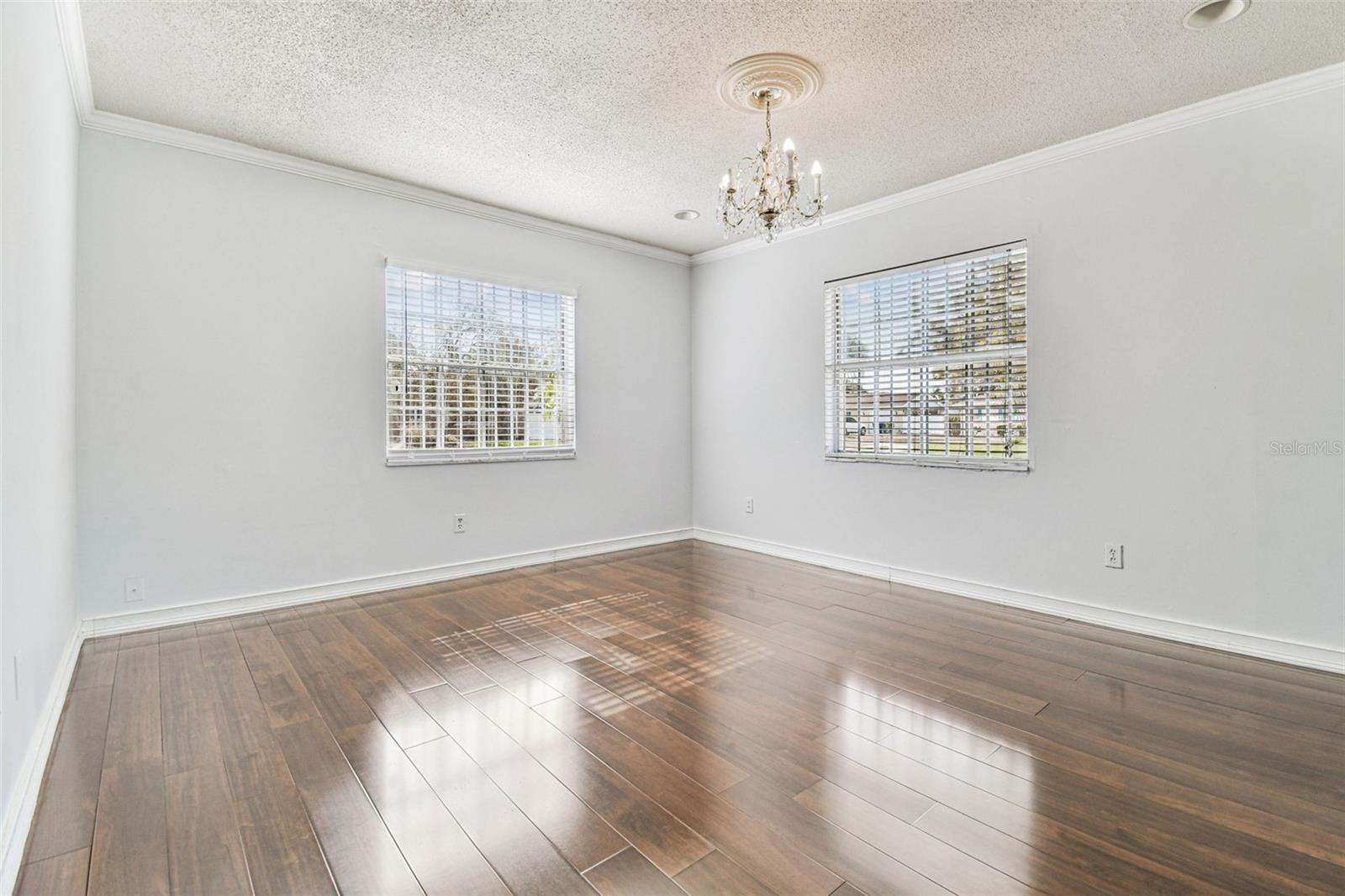 GROVEWOOD COURT - Residential