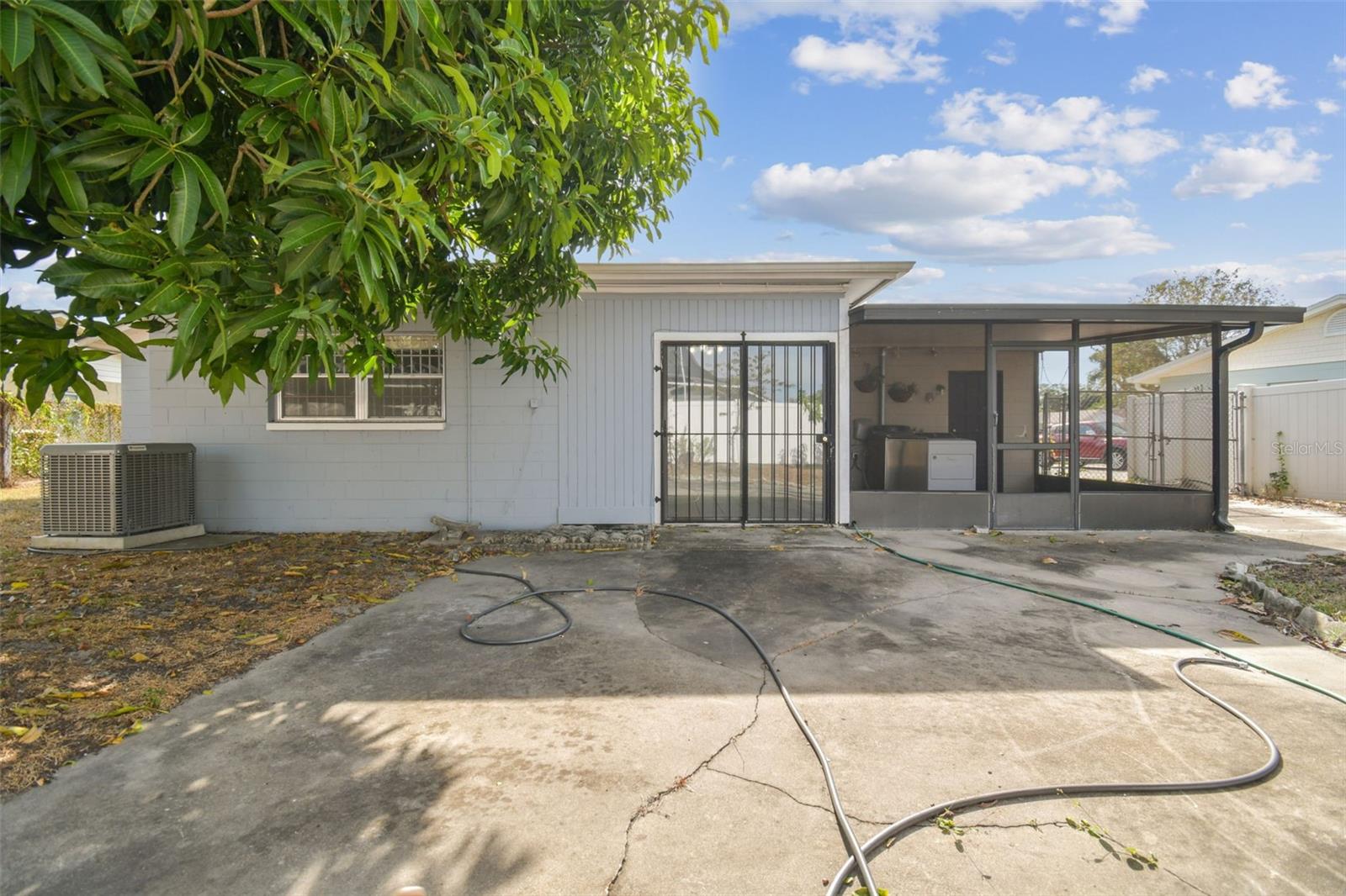 GROVEWOOD COURT - Residential