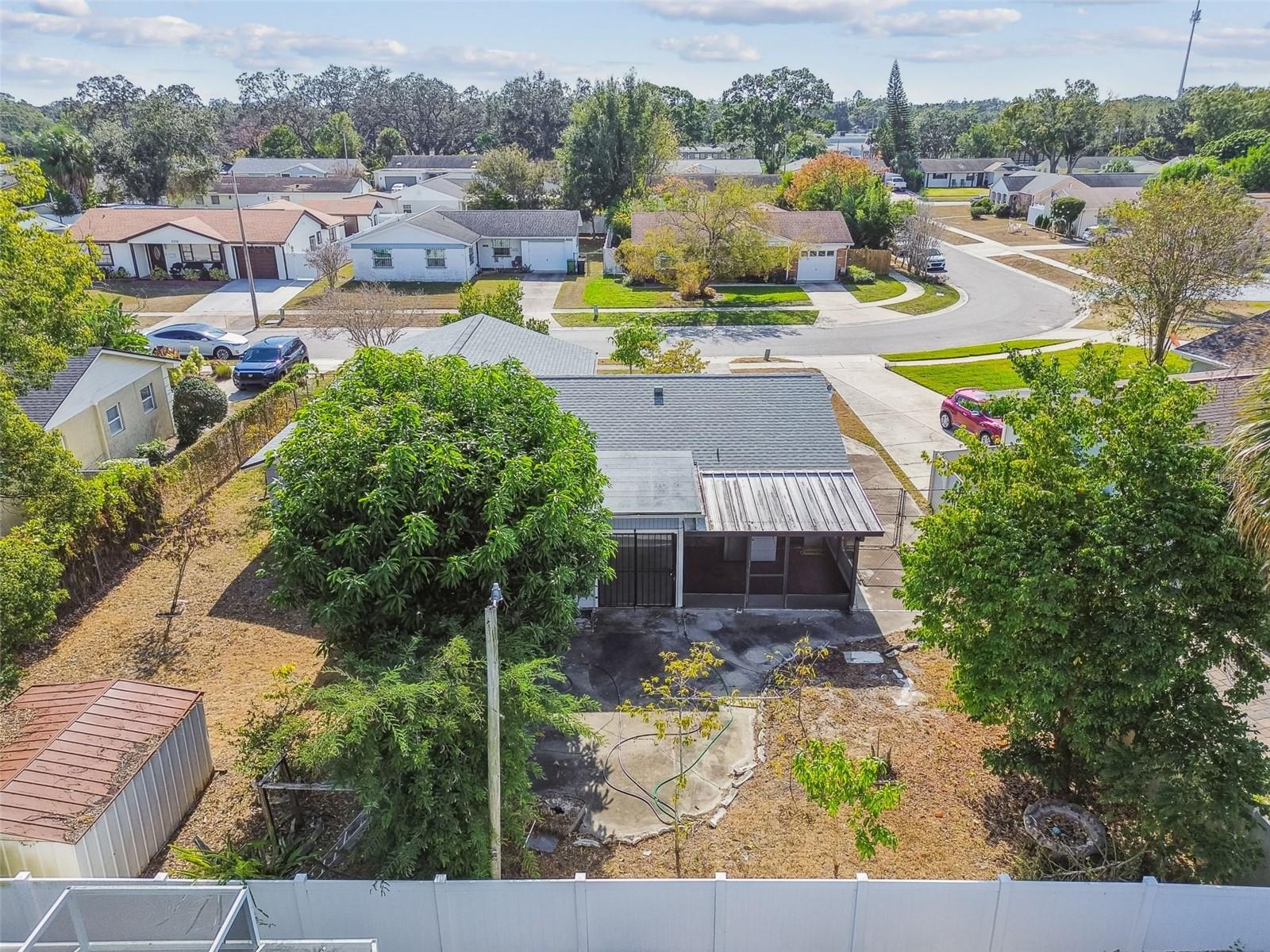 GROVEWOOD COURT - Residential