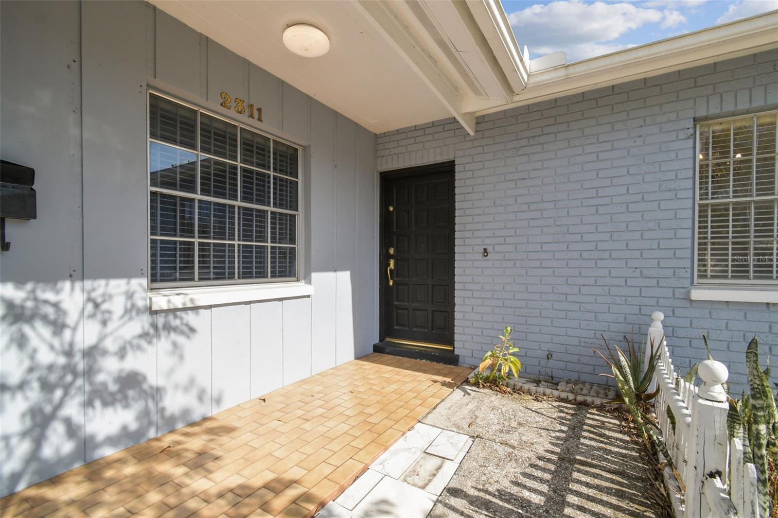 GROVEWOOD COURT - Residential