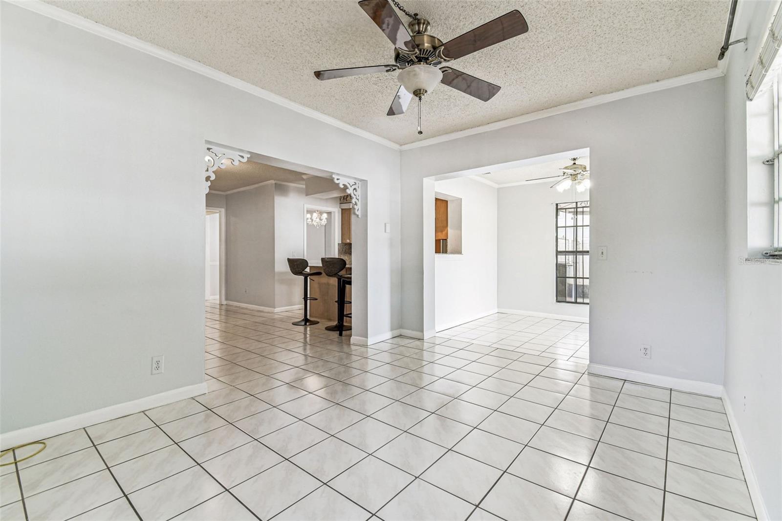 GROVEWOOD COURT - Residential